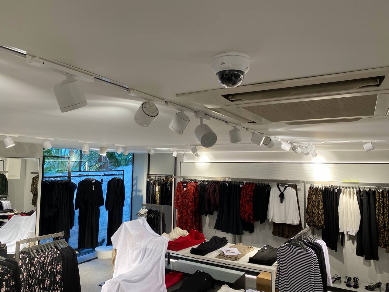 shop-1.jpg