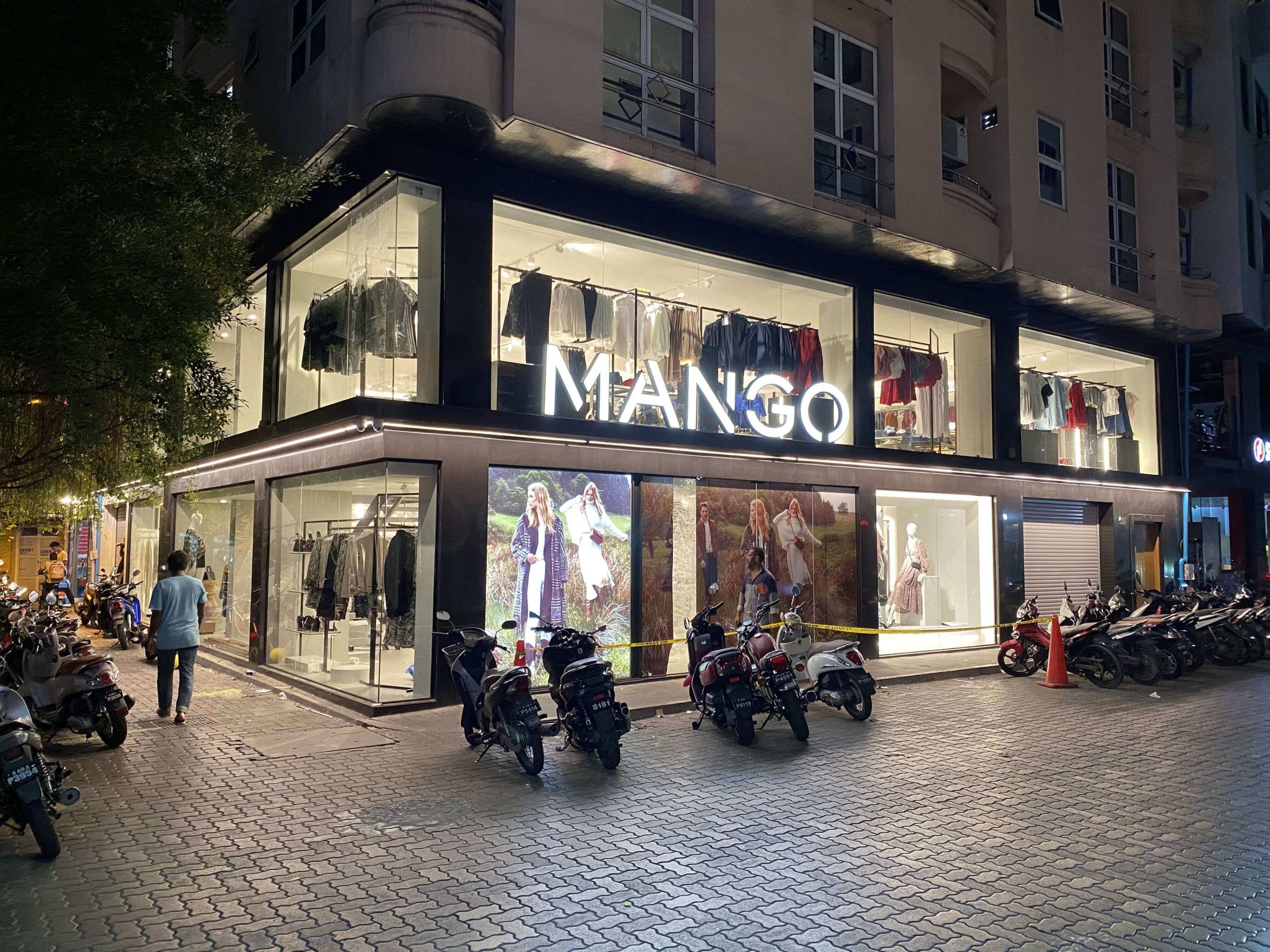 mango-women.jpg
